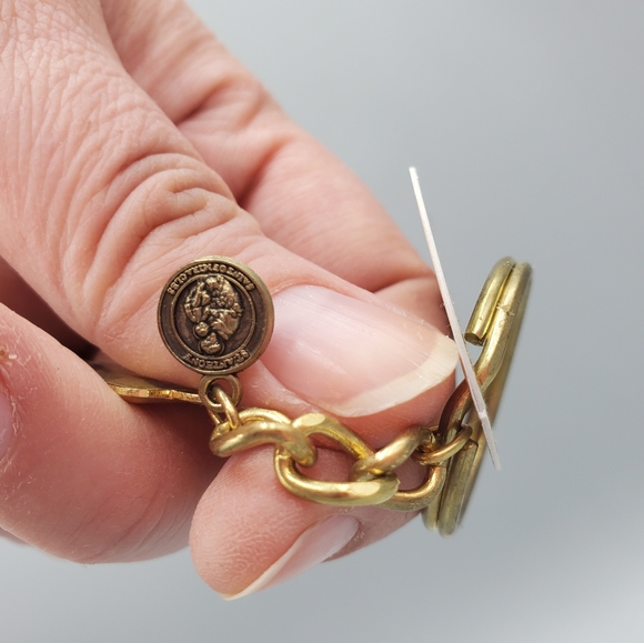 St. Anthony Goldtone Blue Keychain - Picture 6 of 6